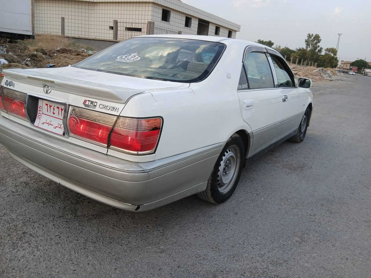 مەلیڪە  بڕاوە vvt
مەکینە ڤیڤیتی ئاڵتونی بازاڕ
2001 
بێ نوقسانی 
تەبریدو گێڕو مەکینەو تەقەو ڕەقە بەشەرت
مشت سوکان وەک ئاوە
دەرو ناوی لۆکە
چوار تایەی لۆک
پێشو دوا کەپس نوکە دەرزی پێوە نیە
شاشەی ئایپادیشی بۆ بەسراوە
کۆدو بارکۆدو پلێتیشی وەرگیراوە بێ سەرێشە بیکە بەناوی خۆتەوە
٣٨ مەجالێ زۆر کەم 
*********** 
لەکەلارە
