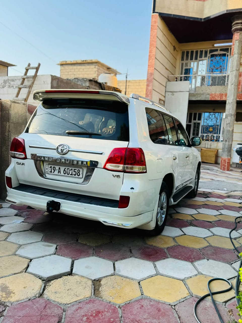 لاندكروز • ٢٠٠٩ • بغداد