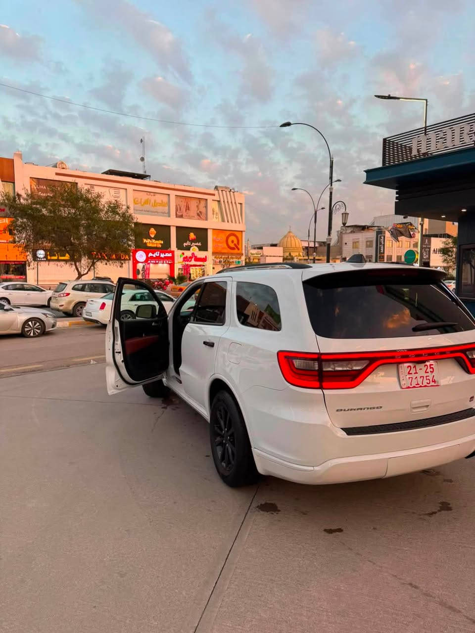 دوج دورينكو 2023 gt ضرر بنيد وجامرلغ مبدل بلادي بدون صبغ سيارة ماشية ٥٠ ميل سعر مناسب ٢٥٥ ورقه مرقم جاهز مكاني كركوك لل استفسار ***********
