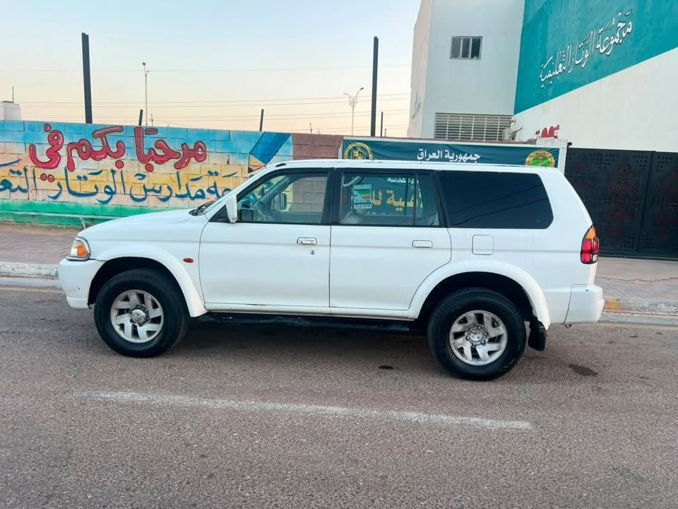 السعر68الاستفسار*********** مسيوبيشي نتيفا 2005خليجي مكفولة كفاله عامه من الضربه بيهه صبغ جماليه فقط والباقي علا وضع الشركه مكينه 6 سلندر وكير مكفولات حداديه جديده تخم تاير جديده تبريد ثلج السياره جديده وجاهزة بمعنى الكلمه رقم بغداد مشروع وطني مكان السياره كربلاء
