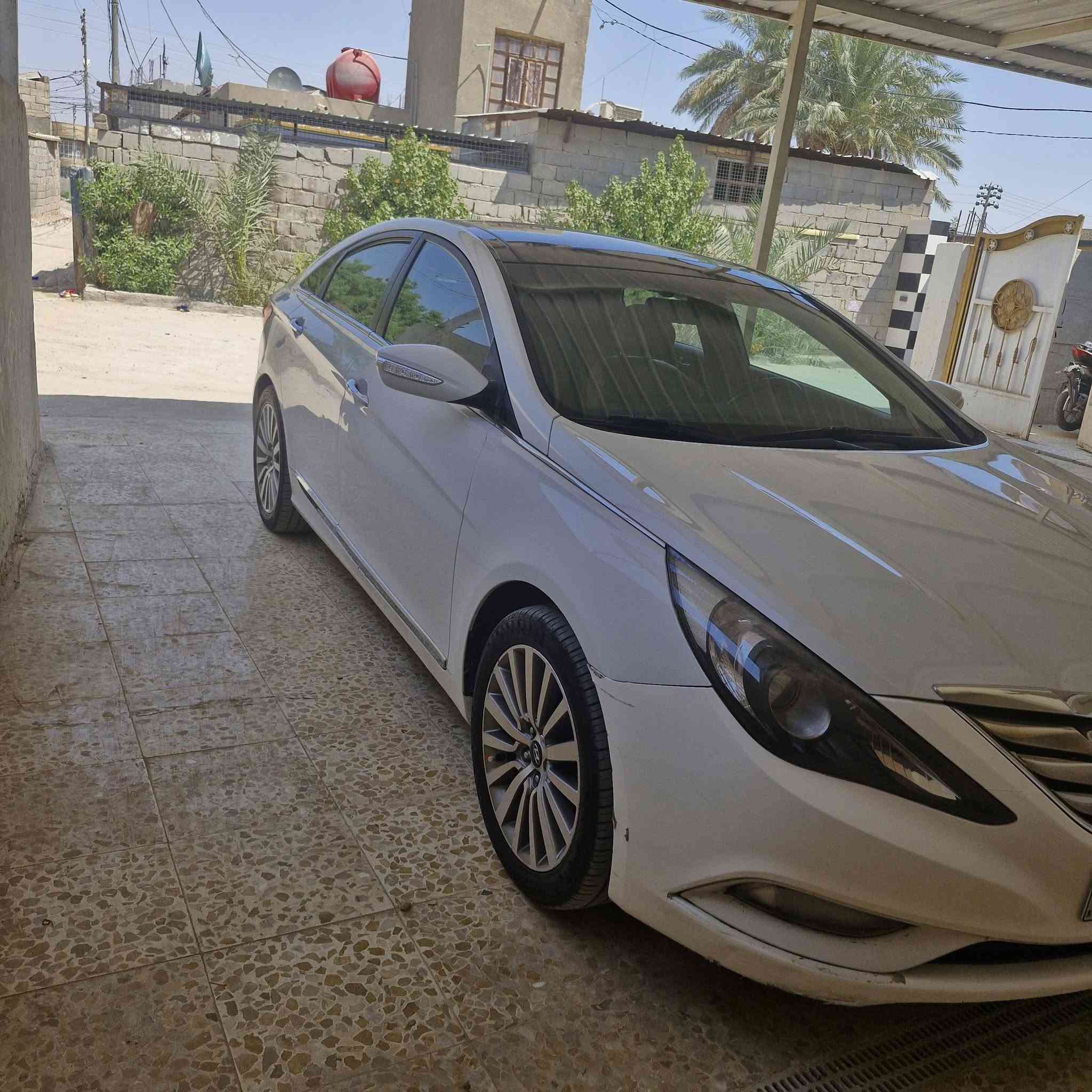 السلام عليكم
سوناتا ٢٠١١ خليجي مكفولة مكينه ٢٤٠٠ فول مواصفات مكانها كربلاء طوريج السعر ١١٧ وبيها مجال  رقم 
***********
