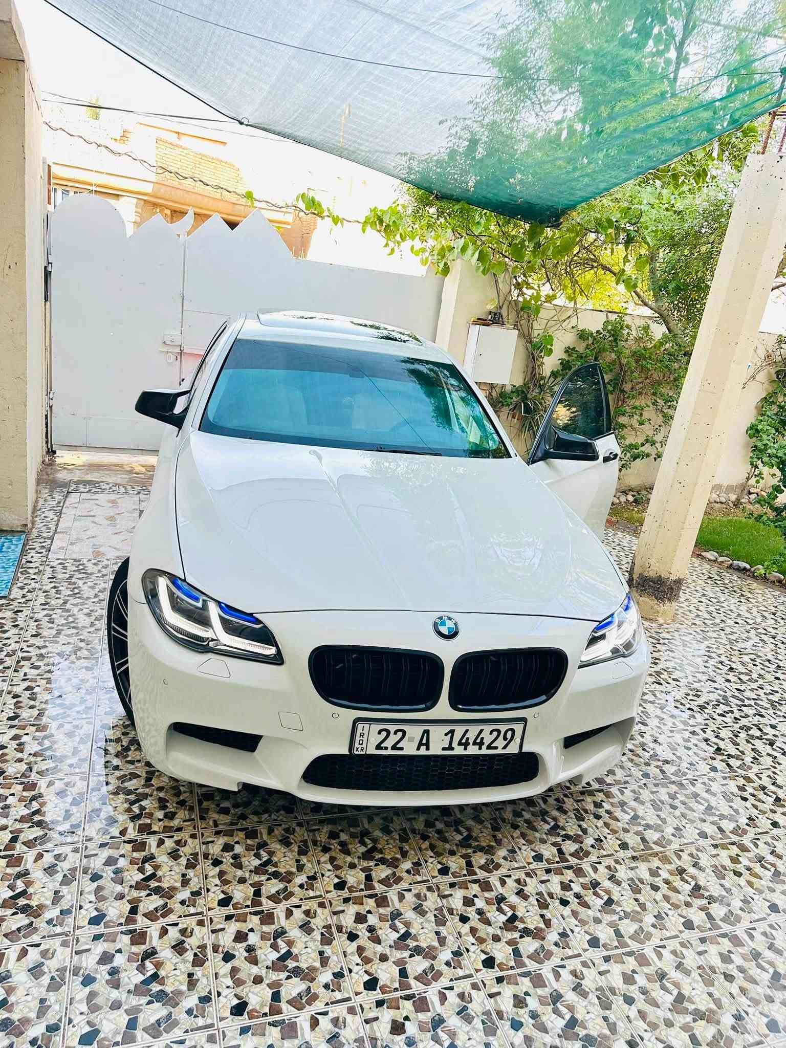 BMW_F10 2011

-------------------------------------
#السعر : 168 💵 وبيه مجال بسيط
‏
#رقم الهاتف : ***********

#رقم السيارة : اربيل

#مكان السيارة : واسط/الزبيديه
-------------------------------------

السلام عليكم 
للبيع او للمراوس  F10 موديل 2011 حجم 523 . N52 نوزل قصير 6 سلندر سيارة وارد خليجي وكاله لعروش مكفولة  رقم اربيل جديد كت M كامل سيارة محدثة G 
موصفات
1-بصمة + 
2-محرك 6🚀+كير كوبرا 8 نمر⚙️ مكفولات
3-داخل اصفر 
4-تبريد قطعتين  ❄️
5-سلايت ⚔️
6-مراية داخلية+ الجانبية عاكسة⚔️
7-تحكمات ستيرن ⚔️
8-مري شفط 📱
9-تبريد منفصل 💨
10-داخل بيجي  ⚔️
11-شاشة اعطال🖥
12-شاشة صغيرة 💽 
13-نظام قيادة طبيعي + سبورت S
14_بردة كهرباء
15-حساسات  امامية خلفية 🔥
16-ويل حجم 19 M تو سايز   ⚔️
17-صدر امامي خلفي جديد⚒
18-سايد بريك كهربائي 
19-انارة ترحيب خارجية 💡
20-لايت اوتو 
21-اوتو هولد 

-------------------------------------
