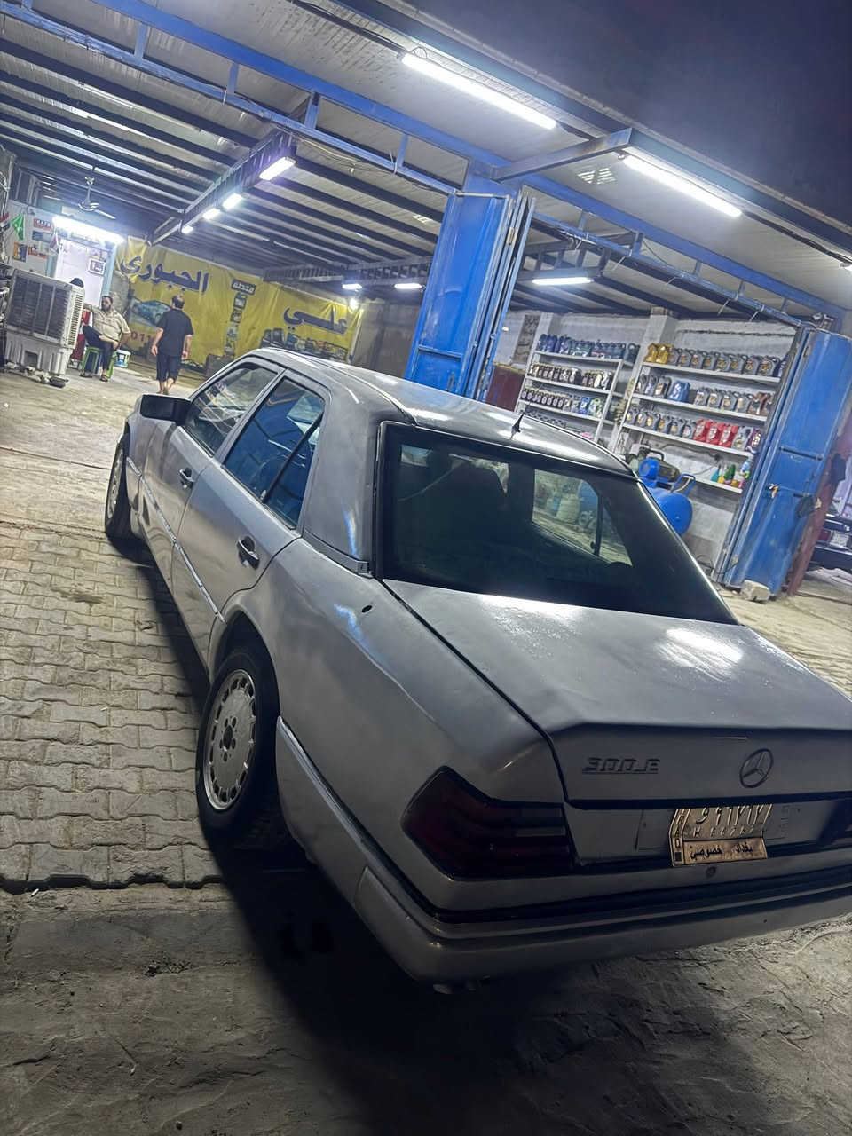 مرسيدس E300 • ٨٨ • رقم بغداد
