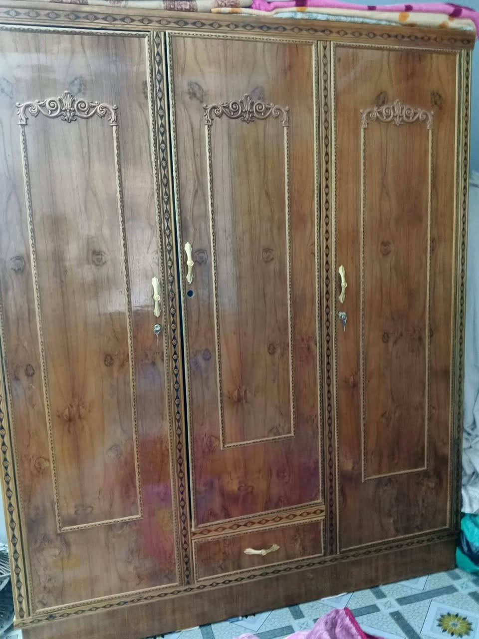 غراض للبيع كل صورة جواها السعر الرقم للأتصال
***********
