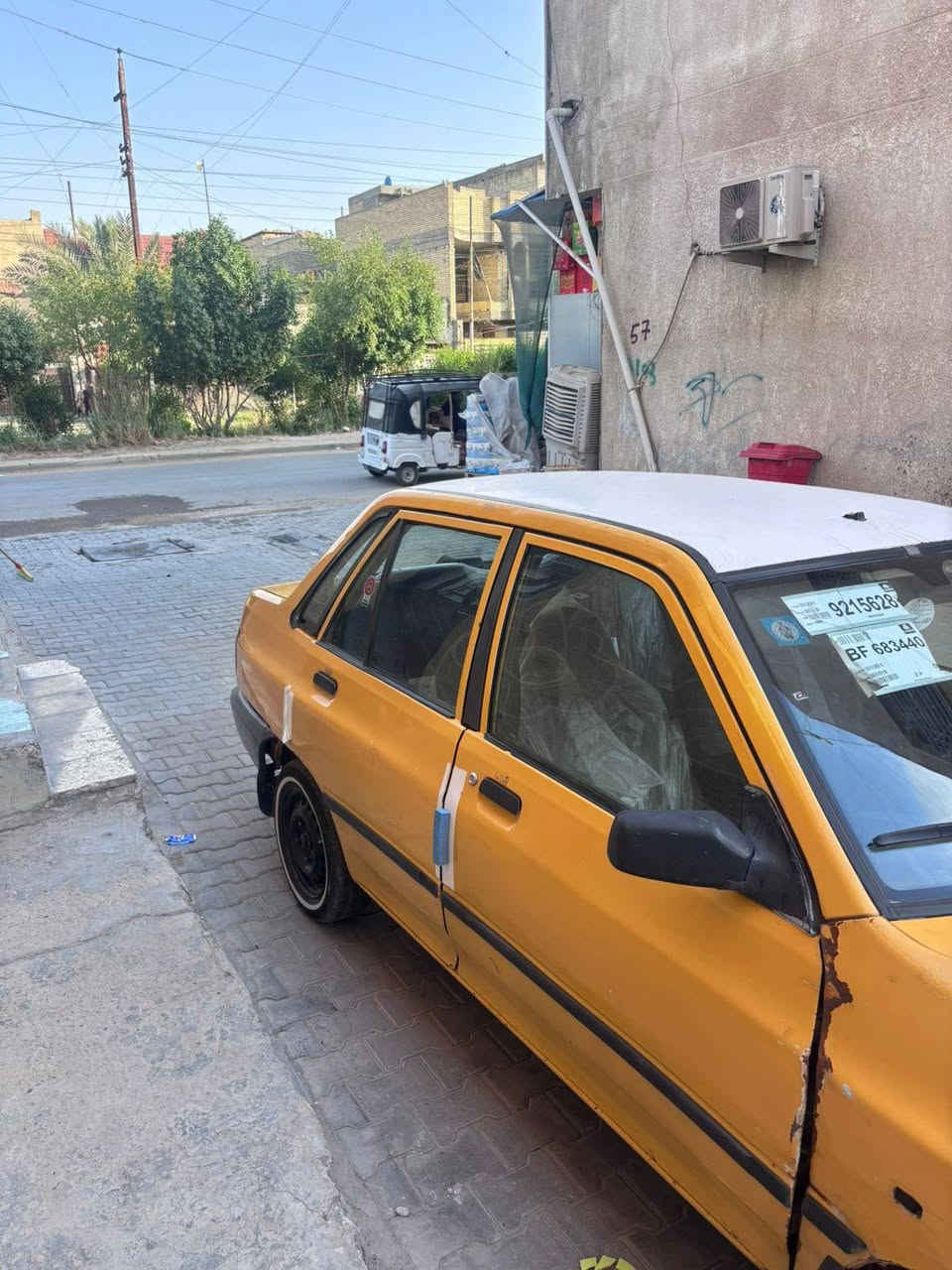 سايبه ١٢ للبيع
كير او مكينه زينات 

شواصي امعمره 

السياره حلوه مال شغل 

السعر ٢٠ او بيها مجال 

*********** مكاني بغداد الشعله
