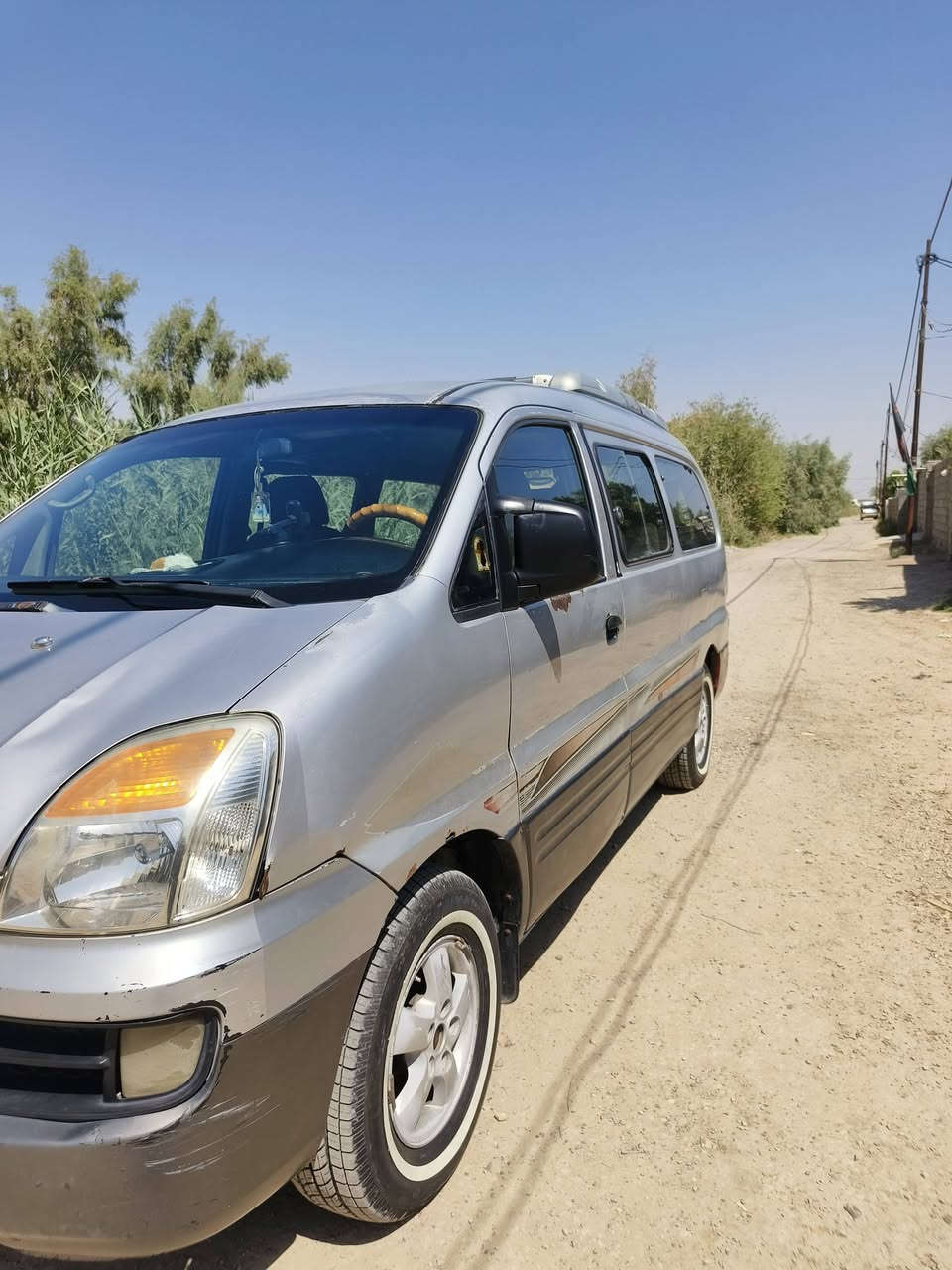 السلام عليكم
للبيع ستاركس موديل 2005 بسمي مصفره 

محرك مفتوح وگير عادي نظيفات محرك  بدون تبخير 

شواصي اماميه مصلحه 

حداديه زينه وتايرات نظاف 

كهربائيات كامله 

گشر شوفة عينك داخل نظيف 

نقص تبريد  

مكاني ديالى الخالص 

 *********** بي واتساب 

سعرها 65 وبيها مجال حگ الجيه
