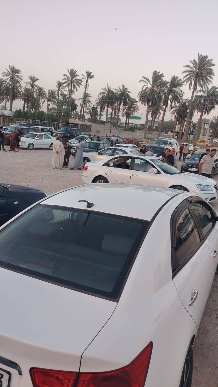 للبيع | كيا سيراتو 2013

🚘 المواصفات:

- موديل: 2013
- محرك: 1600 سي سي
- ناقل حركة: أوتوماتيك
- اللون: أبيض
- رقم: بغداد 
-فول مواصفات  من عده تنته
✅ صبغ وكالة بالكامل (بدون صبغ)
✅ خالية من الحوادث والأضرار
✅ محرك مكفول وبحالة ممتازة
✅ التبريد يعمل بكفاءة 100%
✅ السيارة نظيفة جدًا ولا تحتاج أي مصروف
✅ جاهزة للفحص في أي مكان

السنوية: غير نافذة.

💰 السعر المطلوب: 102 ورقة (قابل للتفاوض بالمعقول بعد المعاينة).

📞 للاستفسار أو المعاينة يرجى التواصل على الخاص أو الاتصال.***********/+/***********
