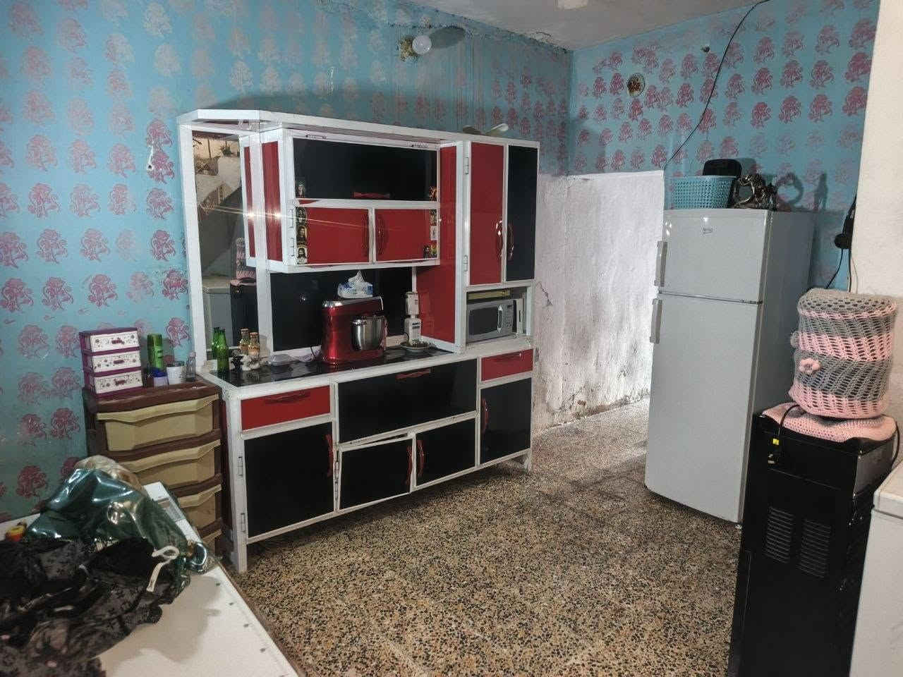السلام عليكم بيت 110 متر 
عنوان الحميديه بل بدايه   ***********  سعره 35 وبي مجال  باقي تفاصيل تصل عل رقم
