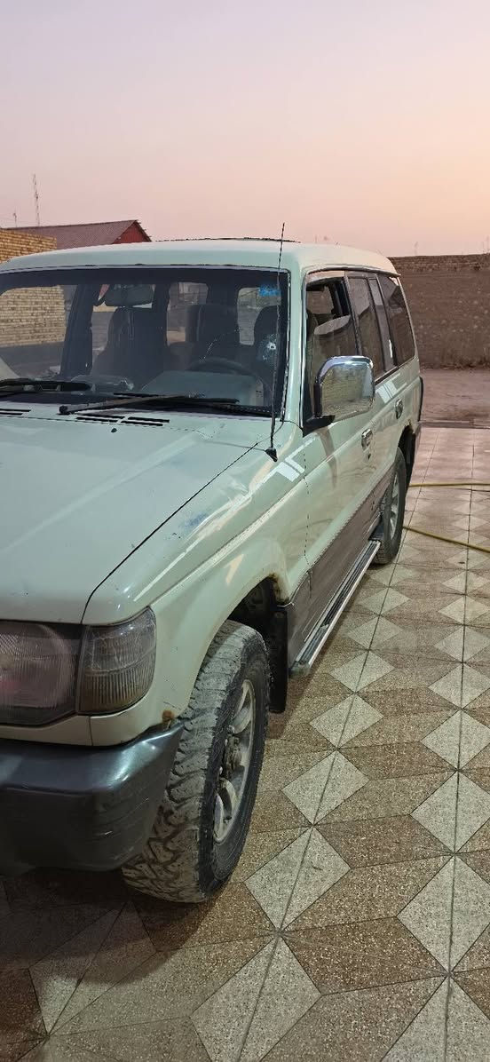 السلام عليكم باجيرو 91 رقم بصره انكليزي  بسمي تحويل مباشر بيع او مراوس ب بيكم
باجيرو 91 رقم بصره بسمي مكفوله من الضربه والصبغ 
مكينه وكير نص عمر حداديه واسط زوج تاير خلفي جديد 
كهربائيات شغاله  بيع او مراوس ب بيكم السعر 35 وبيها مجال العنوان الديوانية قضاء الشامية 
رقم الهاتف ***********
***********

