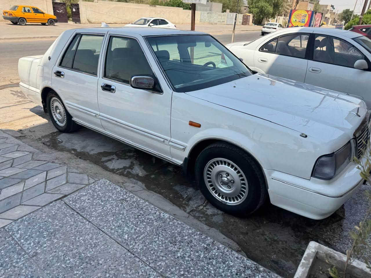 السلام عليكم للبيع  نيسان سدرك 2001
رقم بغداد دولي بسمي شرط تحويل + غرامات + وكالة 
رقم جديد سنوية جديد هزة جديد 

سيارة بي أربعه موكانات صبغ علا شبرين شبرين 
محرك گير بدون عيب شرط
تبريد ثلج غرفة جديد 

السيارة بدون دواخل شنصي شرط 

مكان سيارة كركوك رحيماوا

سعر 62 $ بي مجال 

*********** بى خط 

*********** بي واتساب 

*********** بي خط
