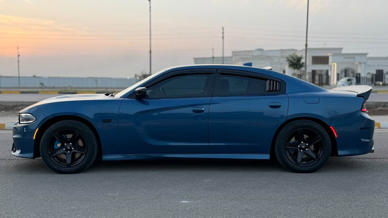 تشارجر SXT • ٣٦٠٠ V6 • ماشية ٤٥٠٠٠ كم