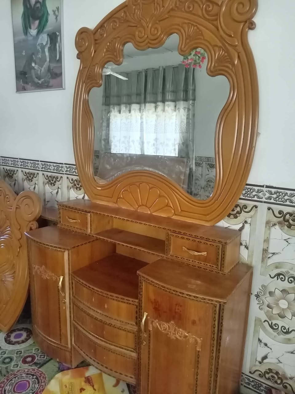 السلام عليكم غرفه نوم كامله  مكان بغداد قرب مجمع بسمايه تواصل ع هاذا رقم صاحب الغرفه ***********
