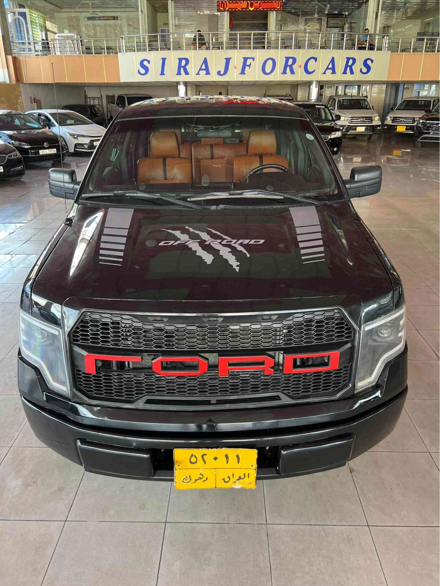 ‏موديل 2011
‏صبخ 2 قطعه بدون دواخل شرط 
سعر135$
‏غرامة 11$ورقة ينزل من السعر 
‏ محرك 6￼ سلندر 
‏محرك كير شرط 
‏تحويل وكالة شرط 
‏شاصي قصير مرغوب ￼
‏عنوان دهوك 
***********￼واتساب
￼￼￼￼￼￼￼￼￼￼ دهوك, العراق
