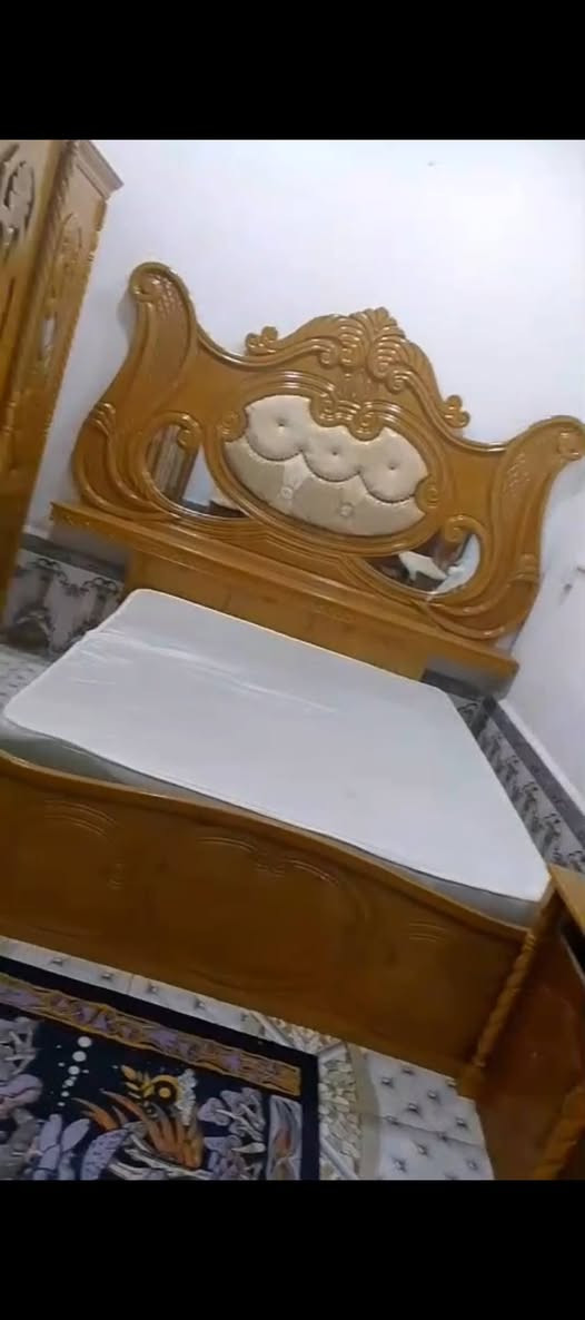 عرسان البصرة وينكم؟ 💍
وفرنا عليكم دوخة الأسواق
غرفة نوم عراقي جديدة بالكرتون، شغل درجة أولى
نقش ملكي يخبل بالصور، بالواقع أحلى بهواي
تفرش بيتك بقطعة وحدة تعيش عمر

السعر 600 ألف، وبيها مجال بسيط
***********

#عرسان_البصرة #غرف_نوم #اث_البصرة
