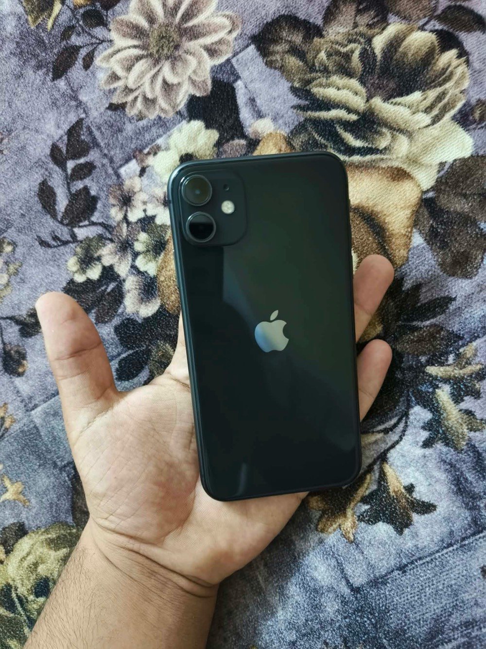 آيفون ١١ • ٦٤ • شاشه مبدله