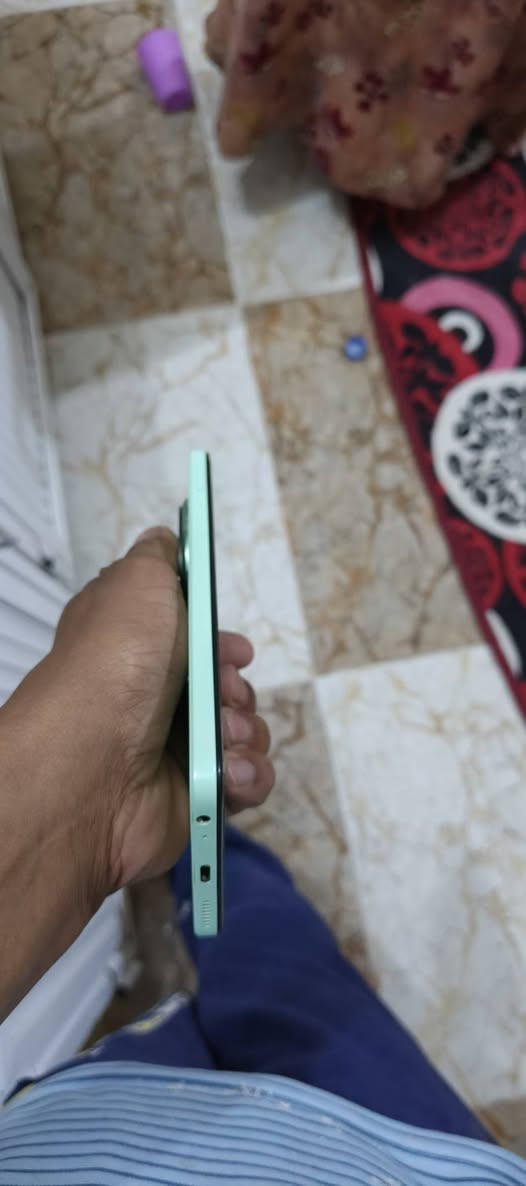 ZTE Blade Y70 • نضافة ٩٠٪ • غراض كاملة
