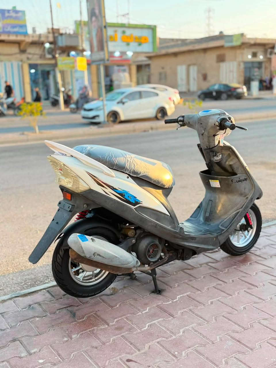 السلام عليكم ماكس عدله لبيع دراجا مال رمبه كله بلاديه برغي تجاري مابيهه دراجه نضيفه شوفت عينك …950وبيه مجال بصيط ***********
