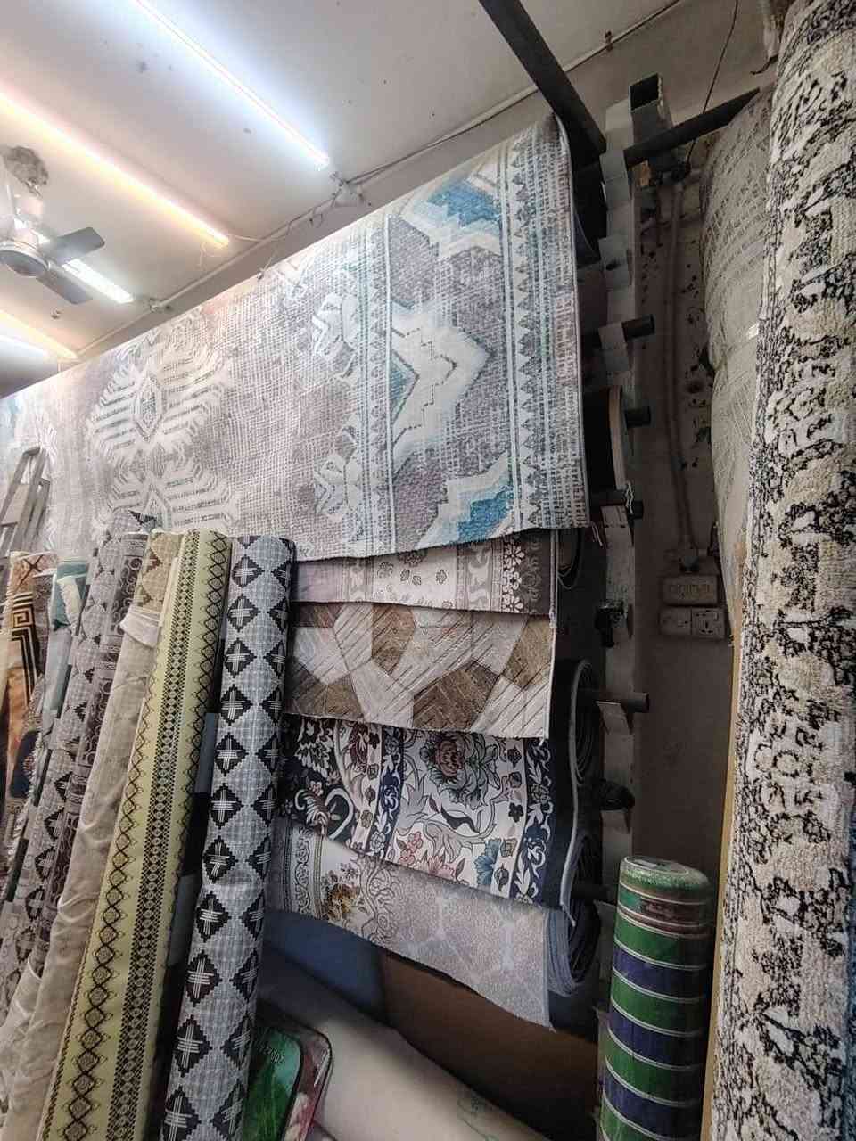سلام عليكم
غراض محل للبيع رولات مال موكيت قياس 4  العرض ونص ورفوف حديد كبار ونج للبيع ومحل للايجار بسوك نجاجير للاستفسار اكثر الاتصال عله الرقم ***********
