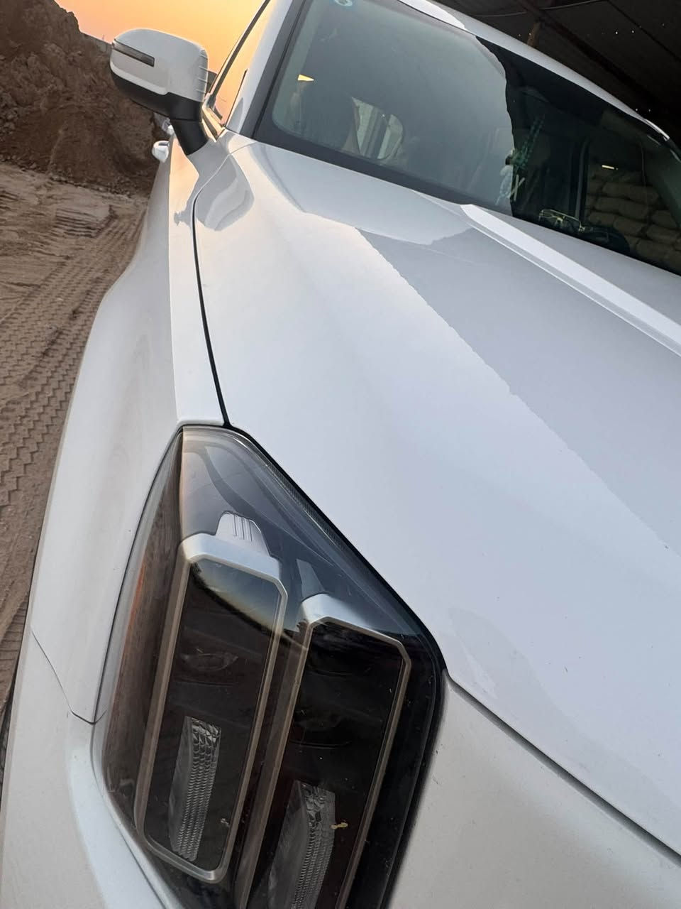 🆕 2023   KIA TELLURIDE
كيا توليرايد    الشكل الجديد 2023

السياره ماشيه 67  ميل فقط قابل لزيادة 

لون السياره ابيض
 رقم السيارة: بغداد / حرة 

 المواصفات : 

* بصمة  

* ⁠كشنات حار ( تدفئه  ) 

* ⁠كشنات كهربائي 2 امامي 

* ⁠كشنات جلد ملكي Vip

* ⁠و تشغيل عن بعد 

* بصمة ابواب 

* شاشة ايباد 

* تبريد مركزي 3 قطع 

* رادار امامي + رادار جانبي

*  شاشه تاب حجم كبير 

*  شاشه اعطال

3 مقعد ( 7 راكب ) 

*  حساس قياس ضغط هواء الاطارات

*  ويل كب   كروم اسود بلادي 

* نظام قيادة (ذكي👌 نورمال🍃 سبورت

*محرك ستة سلندر حجم 3800L

  

: راديترات وتبريد وغاز شرط الفحص بلادي شركة ⚕️ حجر الصالنصه بلادي شرط الفحص 

الضرر: دعامية خلفية باب خلفي باب الجنطه فقط 

السعر : ٣٠٥ ورقة بيه مجال 

العنوان : بغداد بسماية 

 للأستفسار الرجاء اتصال او مراسلة .***********
