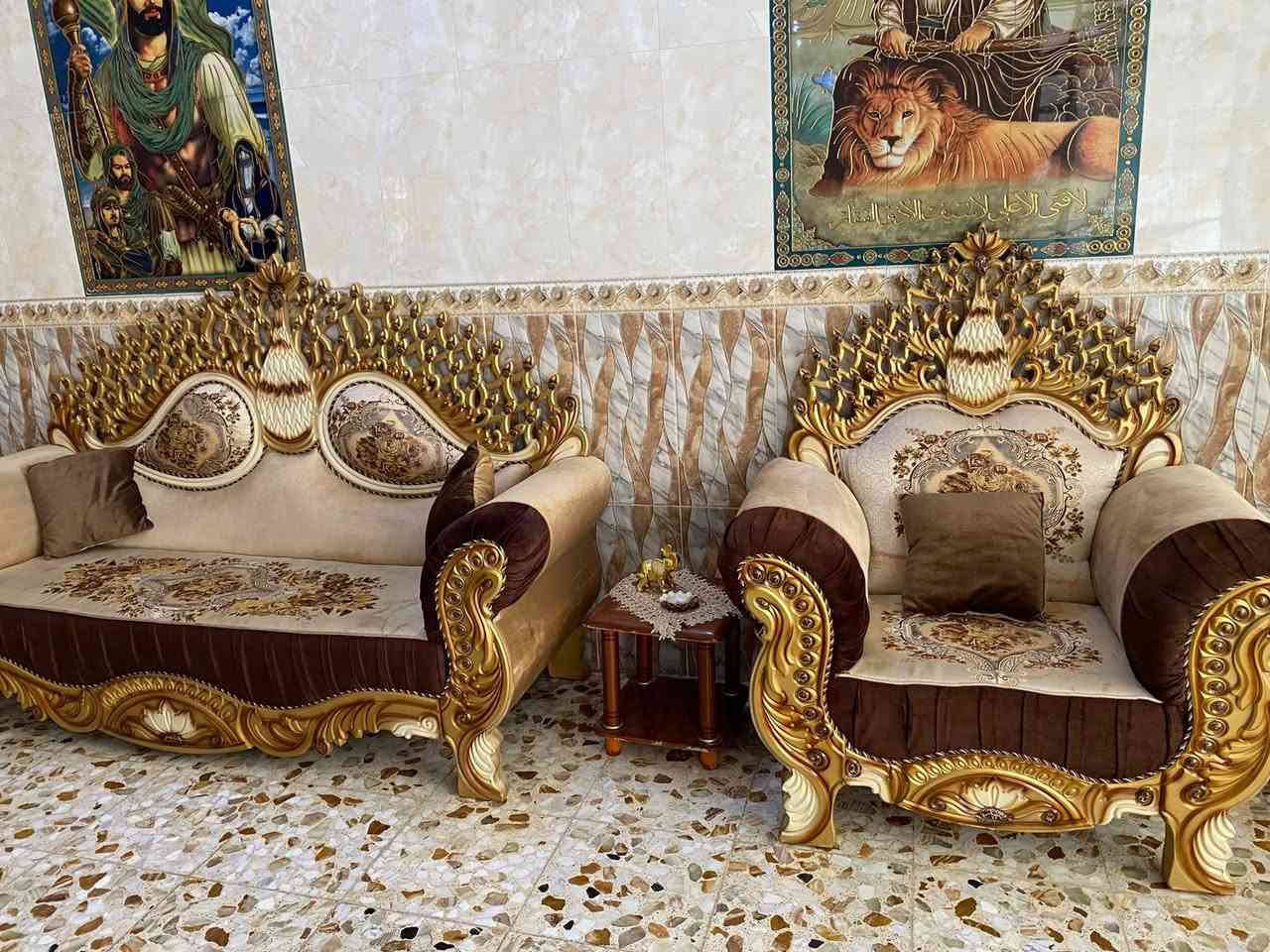 سلام عليكم 
تخم درجه اول ستخدام قليل 
شغل معمل درجه اول بعد على وضع معمل 
قنفه كبيره عدد 2 قنفه وسط عدد 1 كراسي عدد 2
العنوان كربلاء الهنديه خلف بريد الهنديه 
رقم موبايل ***********
بسعر 650الف بي مجال
