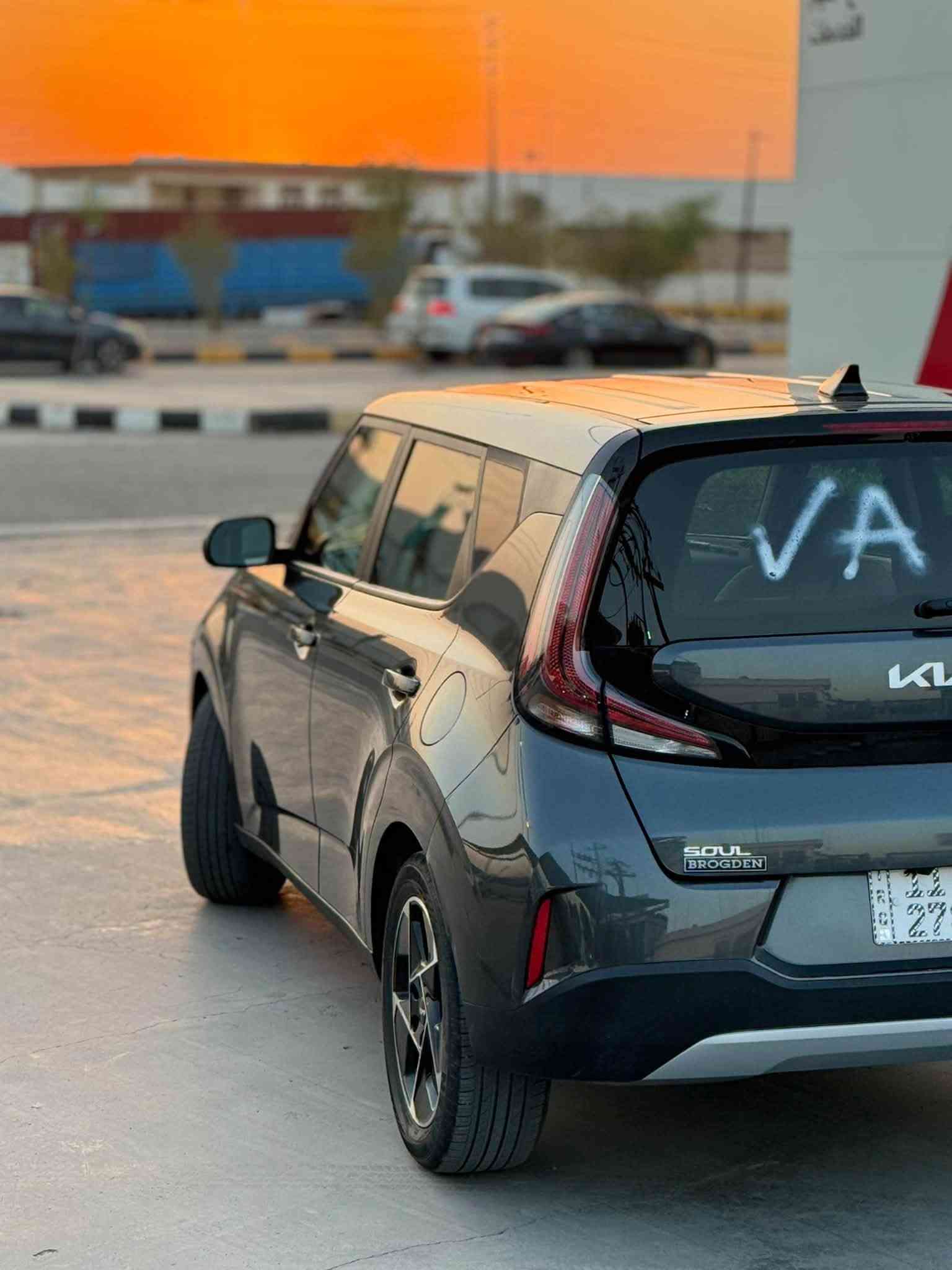 السلام عليكم
KIA SOUL________ EX
2024 
اللون  رمادي 
داخل لونين 
فول مواصفات 
ماشيه 🫷22 🫸الف ميل 
🌷 رقم بغداد 🌷
حادث السياره قطعتين تبديل 
(باب الصدر + الجاملغ الامامي )
مكان السياره 
الديوانية 
العروبه الاولى 
***********
