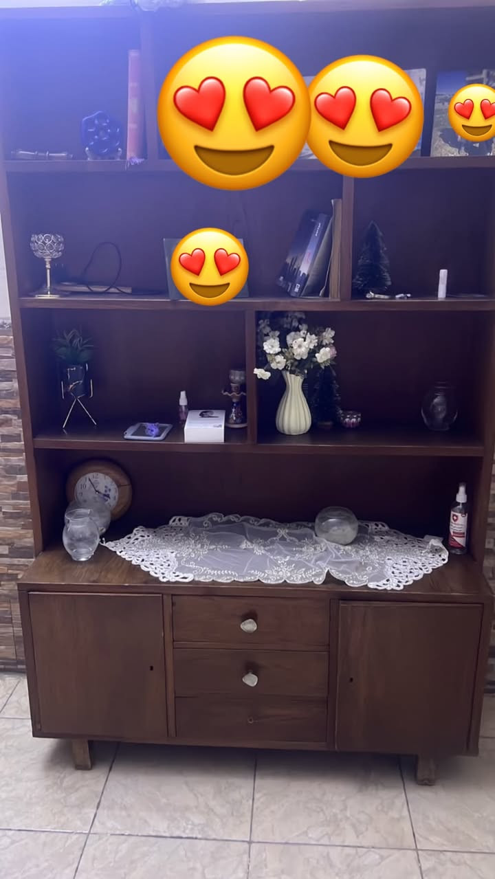للبيع اغراض مستعلمة شبه جديد بسيدية مكاني لتواصل واتساب***********
