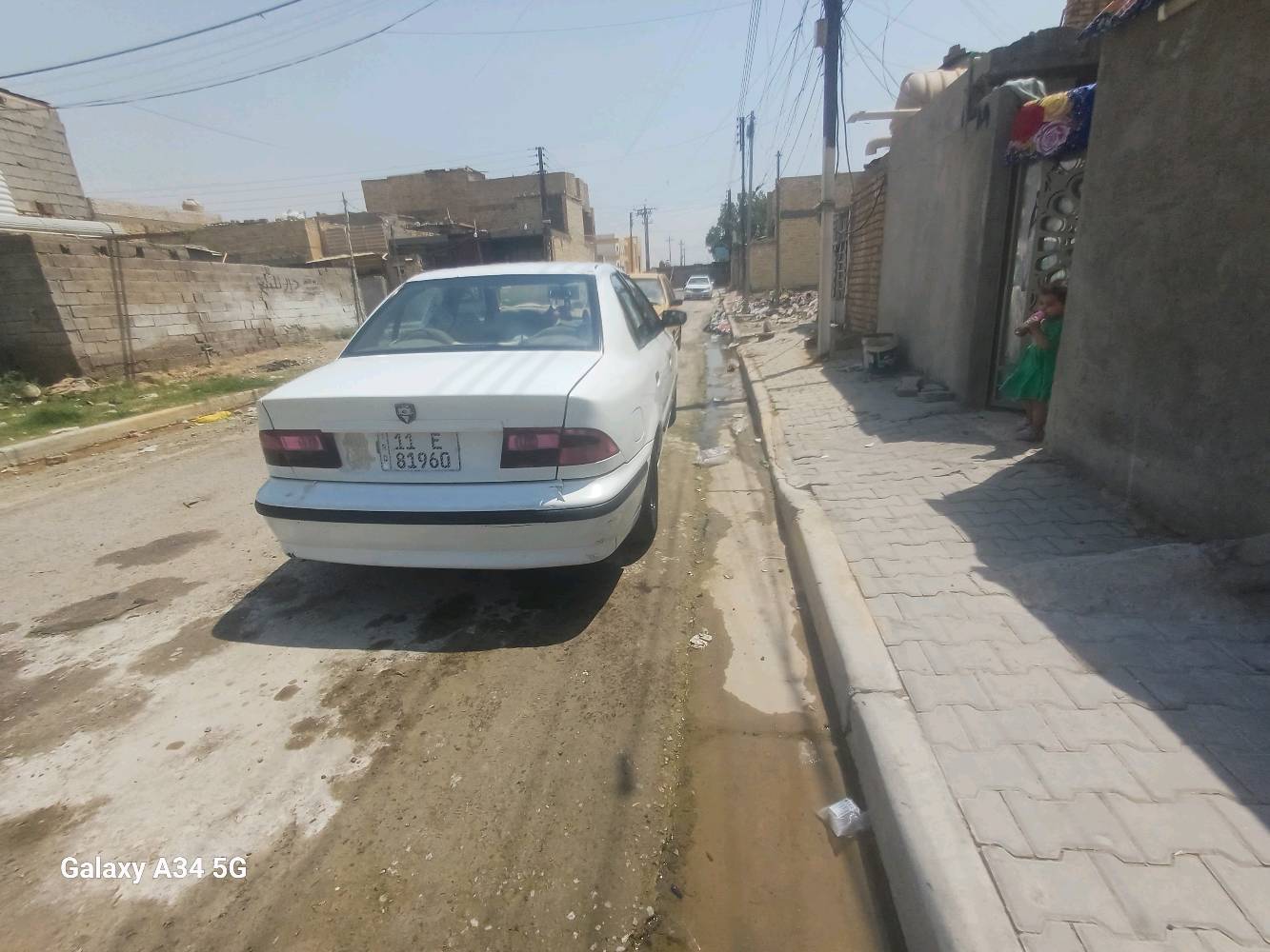السلام عليكم سمند ٢٠١٢ جاهزه مكينه كير تبريد صدر جدد مصفره من كلشي رقمه بغداد السياره تاخذه ثاني يوم اتحوله مابيه نقص كهربايات زنون بيه  كله جديده مراوح جدد كامله فقط نقصه كشن سايق طاك اتحلمه اتبدله ابكيفك او راح ابيعه جوه سعره الله شاهد ٣٧ او بيه مجال الجيه فقط تحياتي للجميع ***********