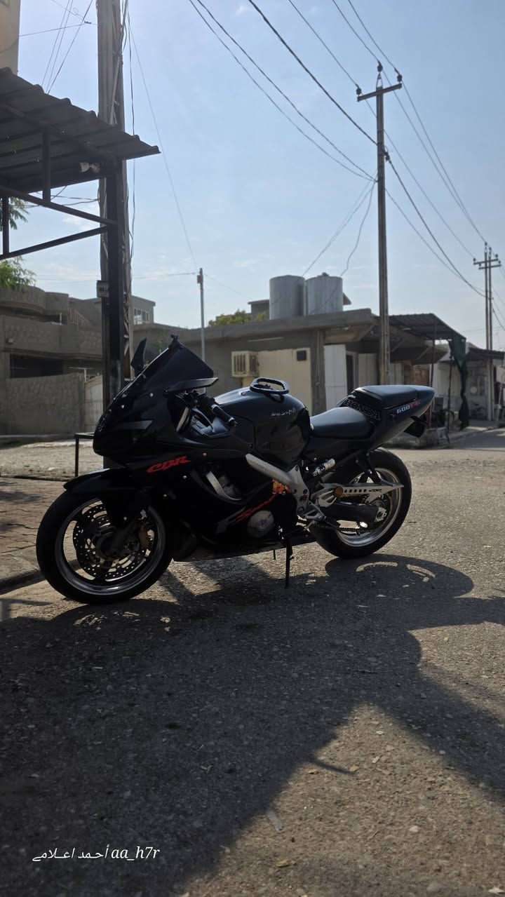 للبيع f4i 600 موديل ٢٠٠٦ شرط محرك كير اسبانة مطاخة  ضفيرة 
ادامة جديدة بلكات نوزلات فيتبام تاير امامي خلفي جديد  اوراق منفيس  موجود  استنياخ سعرة ٢٧ وبي مجال قليل شراي يخابر عل رقم او واتساب موجود ***********
