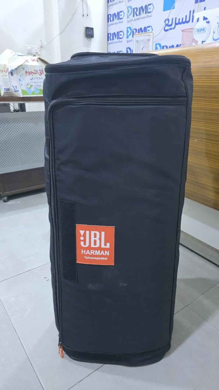 مرحبا.    Partybox 710 jBl
800 واط سماعة غنيه عن التعريف نضيفه جدااا كهرباء فقط 
السعر ٧٥٠ الف  بغداد الغزالية او الشعلة  للتواصل واتس ***********

نص مكتوب في الصور:
- سبيكر مسرحي عملاق من جي بي ال
- JBL PartyBox 710
- AC Power Cord
- Party speaker
- 800W