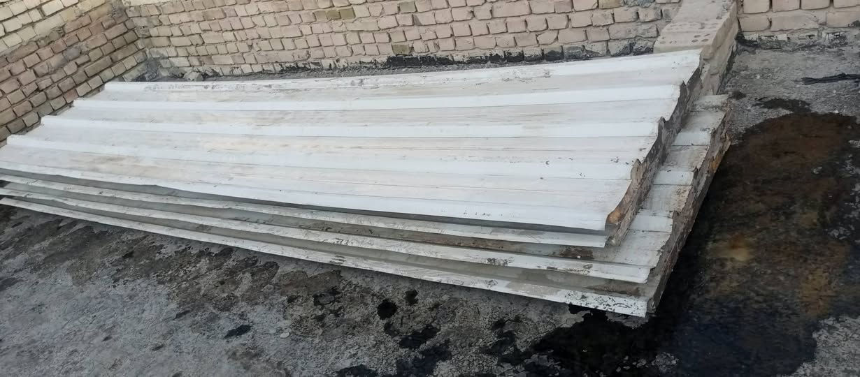 سلام عليكم سندويج  العدد 4 وحدات وطول 4 يعني 16 متر المتر على 11 الف نظيف ما مثقوب للتصال ***********
***********
