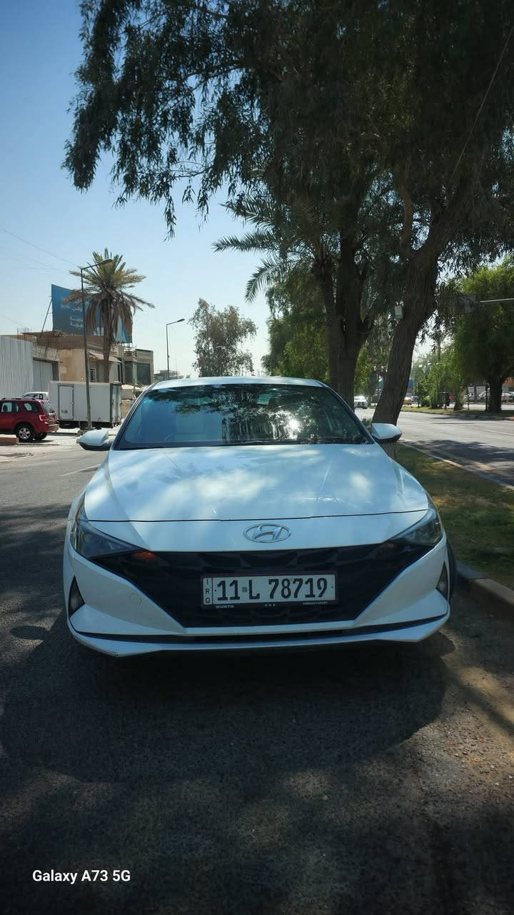 النترا خليجي موديل 2021 نص فول مثل ما موضح بالصور بيهة طخة بالدوسة مال باب السايق وما مسويهة كد شبر مكفولة محرك 2000 دوش السعر 155 وبيهة مجال بسيط المكان بغداد ***********

نص مكتوب في الصور:
- Galaxy A73 5G
