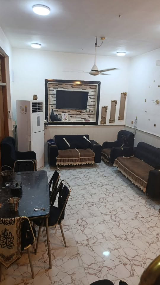 بيت طابو زراعي سند 25
المساحه 100 متر بناء حديث سنه 24 الموقع نادر كراغول قرب مول اهل الخير يبعد عن المول 400 متر البيت بناء جديد المنطقه مشموله حاليا خدمات مجاري مع التبليط والأعمال جاريه بالوقت الحاظر واجهة الدار 7ونصف والنزال 13 ونصف علما ان الدار يباع نقد السعر وأقساط ونظام المراوس اي استفسار الاتصال على الرقم التالي ***********
