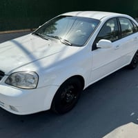 اوبترة موديل 2006 رقم بغداد بسمي  كير عادي السنوية جديدة وهزة جديدة سي...