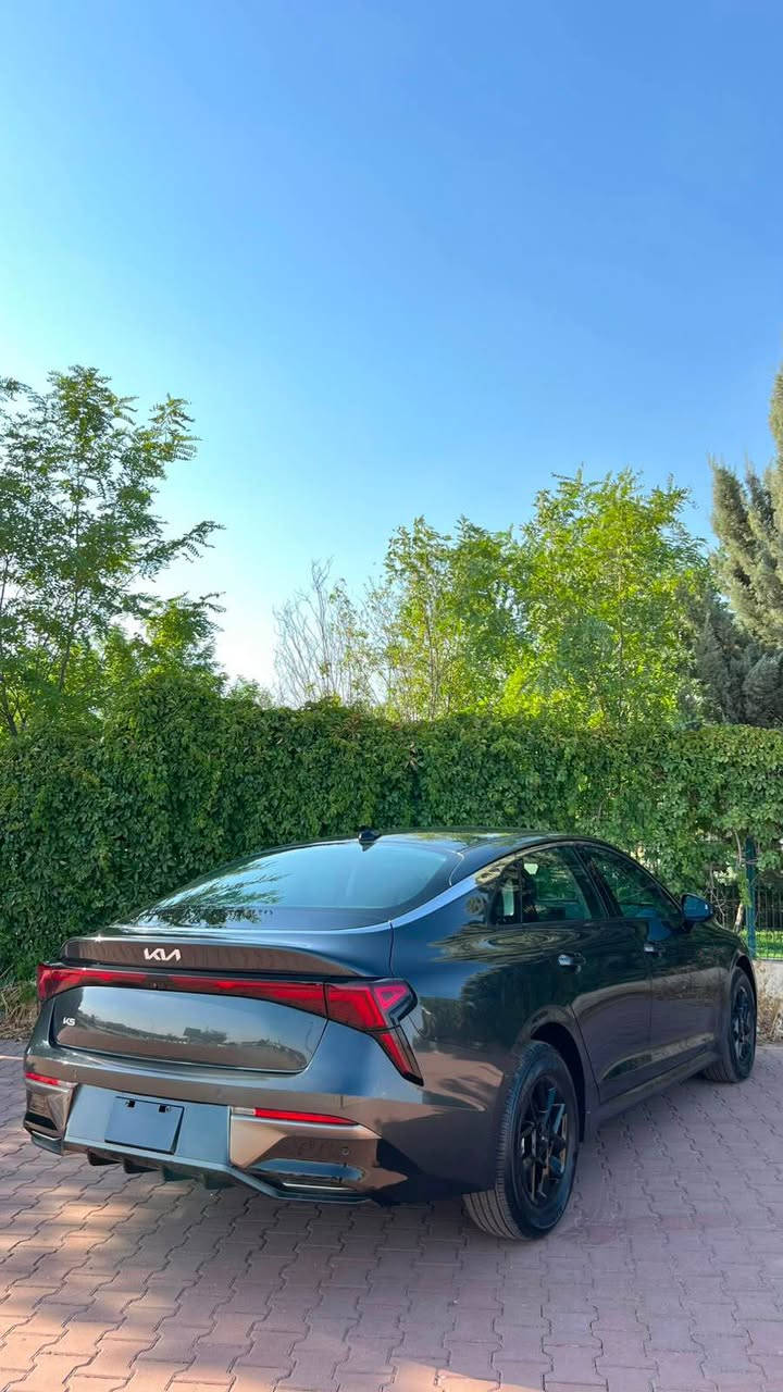 Kia k5  || كيا كي فايف
الموديل :2026
العداد:3،000 mi 
المواصفات نص
الضرر فقط بوند بدون نقطه دواخل 
سعر:165🔥

-كشنات كهرب 
-هيتر كشنات 
-تشغيل عن بعد
-شاحن وايرليس
-كاربلي خرائط
-رادارات امامي خلفي 
-نقاط عمياء 
-تحديد مسار
-سياقه ذاتيه
-هاندبريك بصمه
-اوتو هولد
-بك لايت ليد
-ليد امامي
—————————————
📌مكان السياره : عقرة 

☎️*********** واتساب اكر, نينوى
