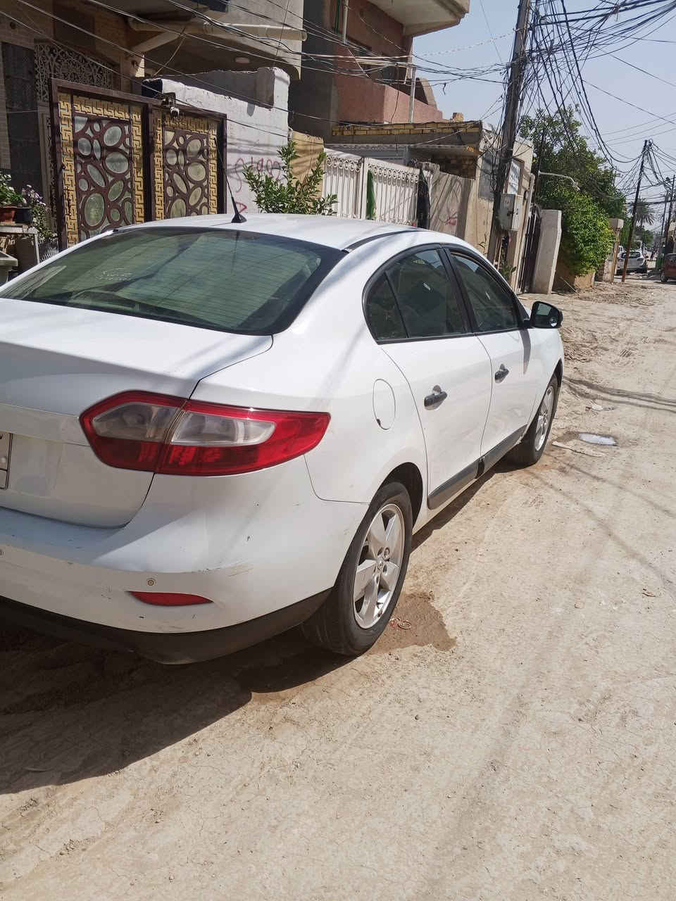 رينو فلونس موديل 13 محرك ممتاز كير at تبريد شغال دواخل سياره جاهزه بدون صبغ سعر 50
***********
