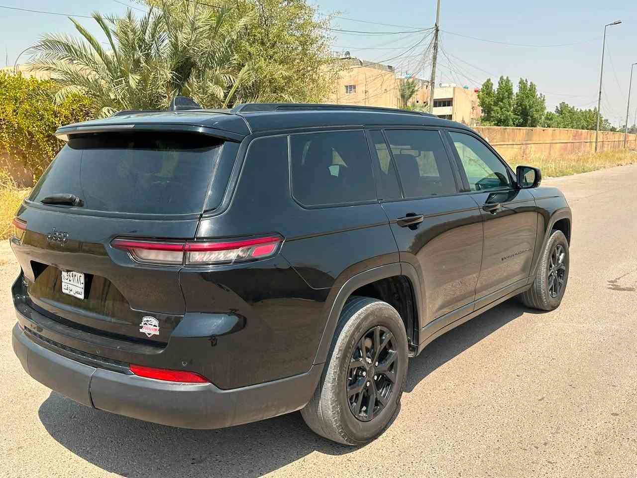 جيـب (2024) لاريدو بلاك توب
تبديل جاملغ وبنيد صبغ جاملغ خلفي فقط 
دخول جديد (كتاب شهداء بغداد ) بدون ارباك 
مرقم بغداد (6سلندر 7 راكب) المرغوب 
محدث بجم اوفرلاند بصمه جلد داخل شامو لايت لد زنون سعر (230) وبي مجال الاتصال سيد احمد المعموري *********** العنوان بغداد الزعفرانيه

