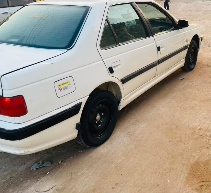 بيجو بارص مديل ١٢ للبيع رقم بصره  سياره جاهزه من كلشي راعيه يريد تحويل سعر ٣٨ وبيه مجال او مراوس وانطي فرق  حسب القناعه تصال موجود ***********
