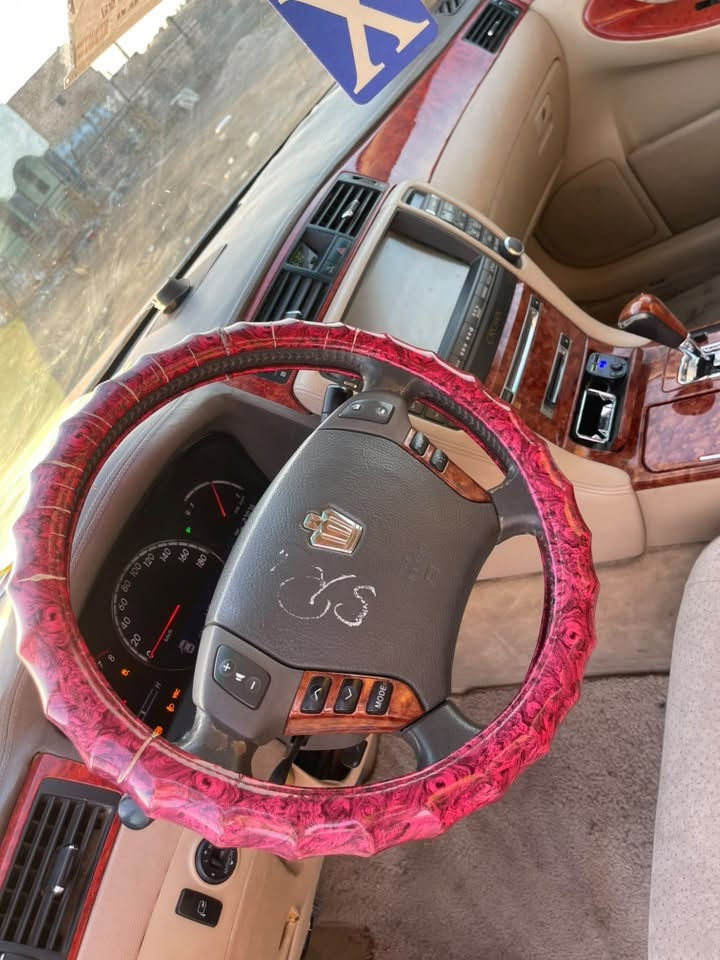 شاهينه للبيع كصه جنطه متومه ارقام وسنويه طبق الاصل سليمانيه انكليزي سياره مرتبه ومتعوب عليه سبب البيع عندي بناء وريد ابيعه السعر 38 وبيه مجال المكان ميسان ***********
