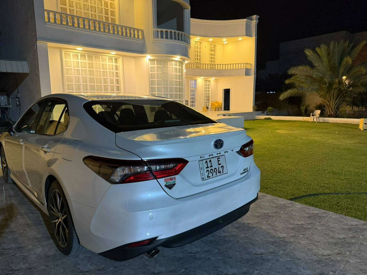 السلام عليكم للبيع كامري ٢٠٢٤ خليجي هايبرد عبد اللطيف معروفه مواصفاتها ماشيه ٣٩ رقم بغداد تحول مباشر السعر  ٢٣٩$ مكان السياره الرمادي للاستفسار  ***********
