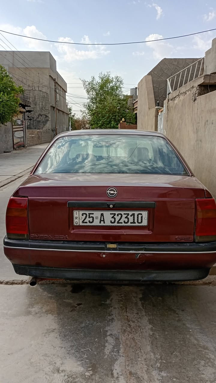 اوپل اوميگا موديل 1988بسمي وره قه بنزين سنويه 2031 يسقط شرط تحويل كير مكينه بشرط سعر 30$بي مجال عنوان كركوك رقم موبايلي***********
