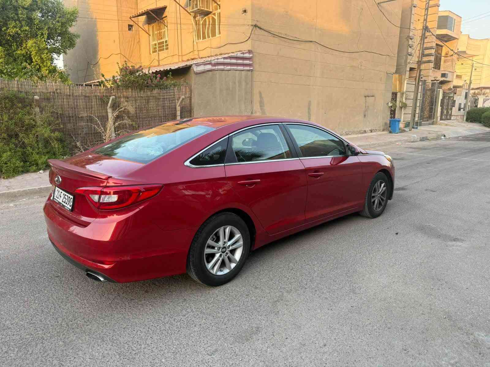 جديده جدا
سوناتا 2017 وارد امريكي بدون حادث كلين تايتل 
لو احمر مميز 
بدون اي صبغ وفتح وكفاله حتى الدعاميات
 محرك ٢٤٠٠
تبريد ثلج 
فول تحكمات ستيرن 
شاشه  كامره 
كشنات كهرباء 
 نص فول سيارة كلش جديدة
 احله من الصور جاهزه مابيها اي شي مكفوله من الضربه والصبغ والتبديل
 سنوية بأسمي شرط التحويل
ماشيه91 الف ميل
 مكاني بغداد 

 
اتصال فقط ***********
