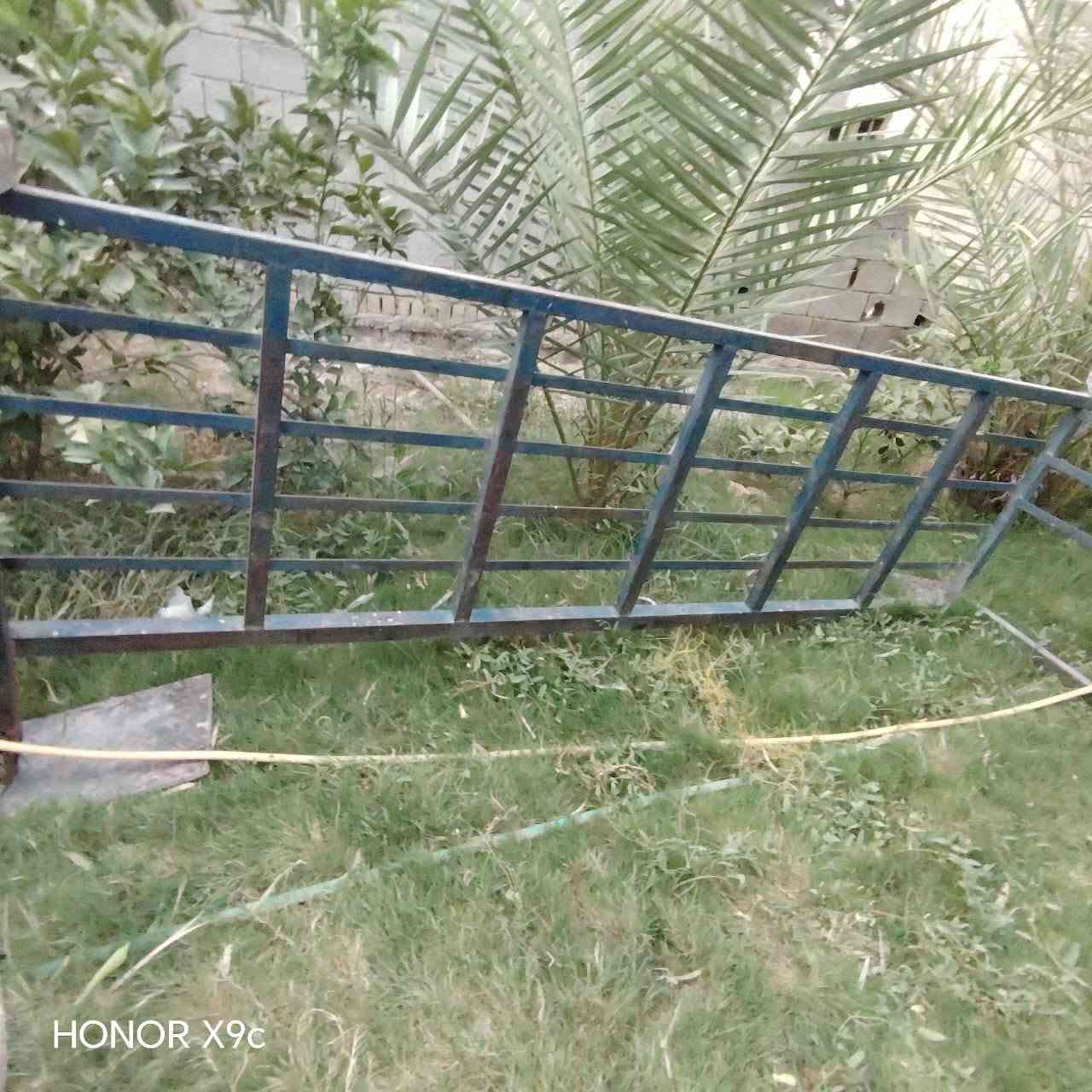 محجر للبيع العنوان بغداد ***********
