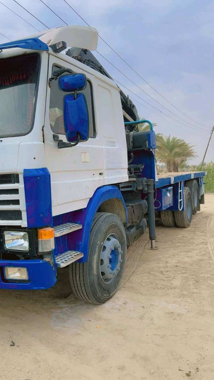 السلام عليكم كرين سكانيا ١١٢ موديل ٩١ جهاز ٧ طن مع برينه حفر جاهز بدو ن نقص اوليات جاهزه  للبيع ***********
