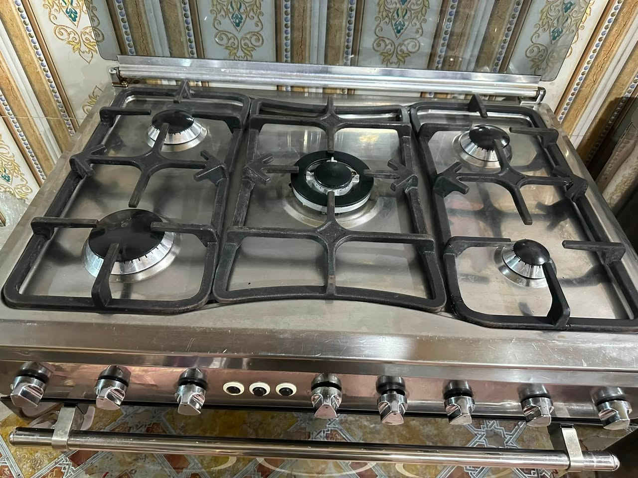 السلام عليكم 
طباخين فريش مع يونفرسال العنوان بابل شارع ٨٠ مقابل مدينة العاب المهندسين  *********** بيع واتساب
