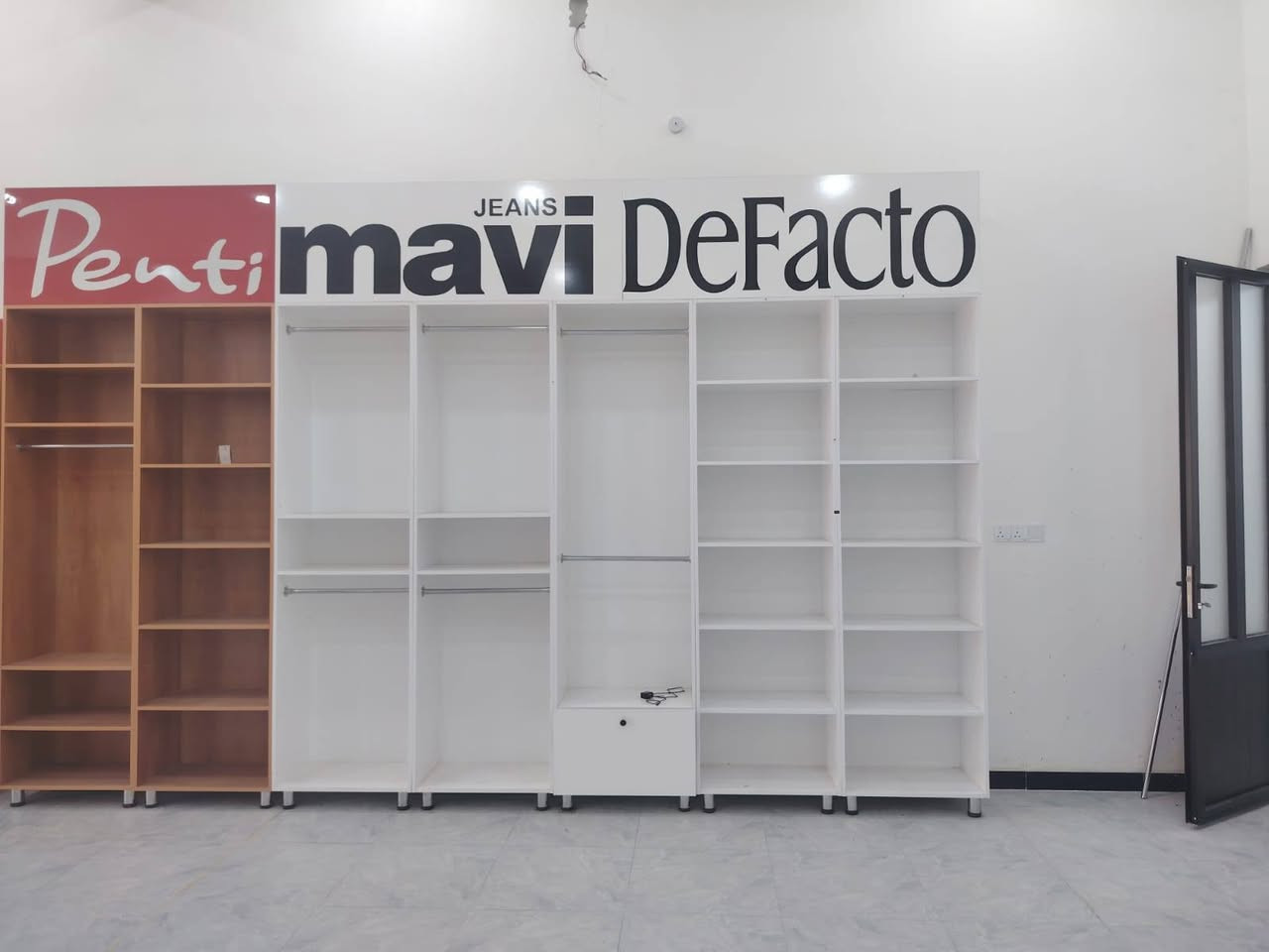 عارضة. تركي mdf. المكان. كوت. داموك. ***********

