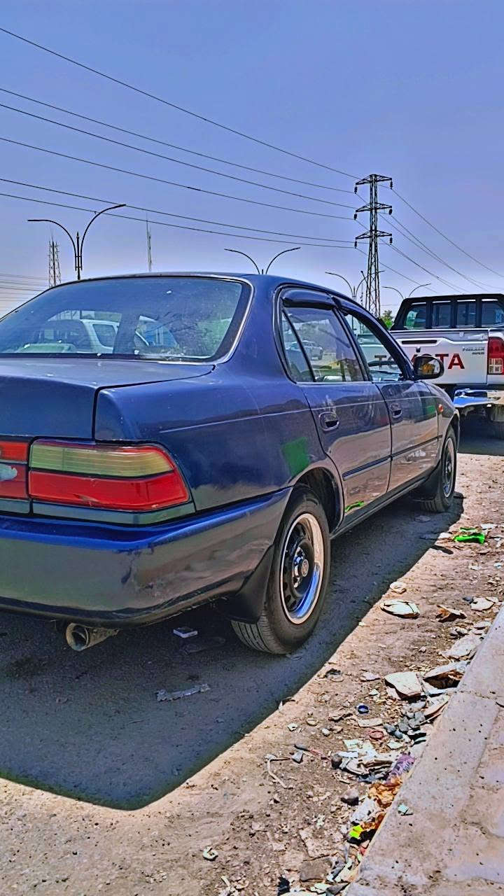 كورلا للبيع موديل 93 رقم بغداد سنويه لل 29 مكان كركوك سعر 48 اتصل ***********
