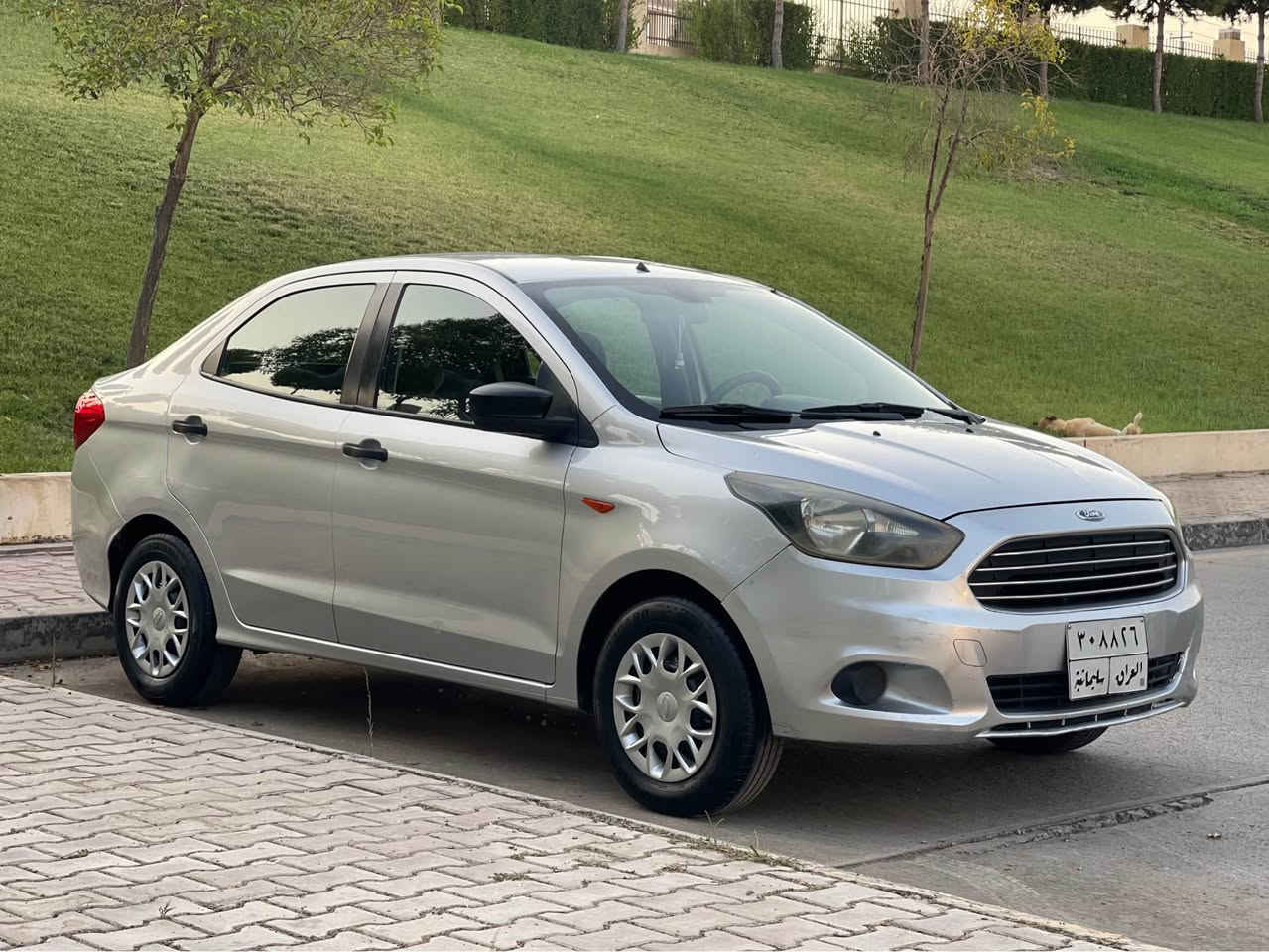 Ford Figo 2016

سعری ٦٨ گەڵا و معامەلە 
بێ بۆیاخ بێ پارچە گۆڕاو 
سفری مهند 
مواسەفات 
دەبڵ گێڕ
تراکشن 
دژە خلسیک
بلوتوز
Abs

بەشەرتی گێڕوو مەکینە نەکراوەتەوە 
تەبرید بەشەرت 
٤تایەی لۆکی لە ژێرایە 
سەنەوی تازەیە 

سەیارەکە لە سلێمانیە 

ژمارەی موبایل *********** السليمانية, العراق
