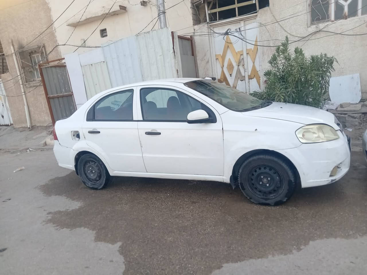 السلام عليكم افيو 2009خليجي  رقم أربيل وكاله مضمونه 100 بال 100 كير و محرك مكفول 1600 حداديه نظيفه بيها ضربة جنطه تبديل قبق الجنطه السعر 43 وبيها مجال بصيط الاستفسار على رقم ***********
