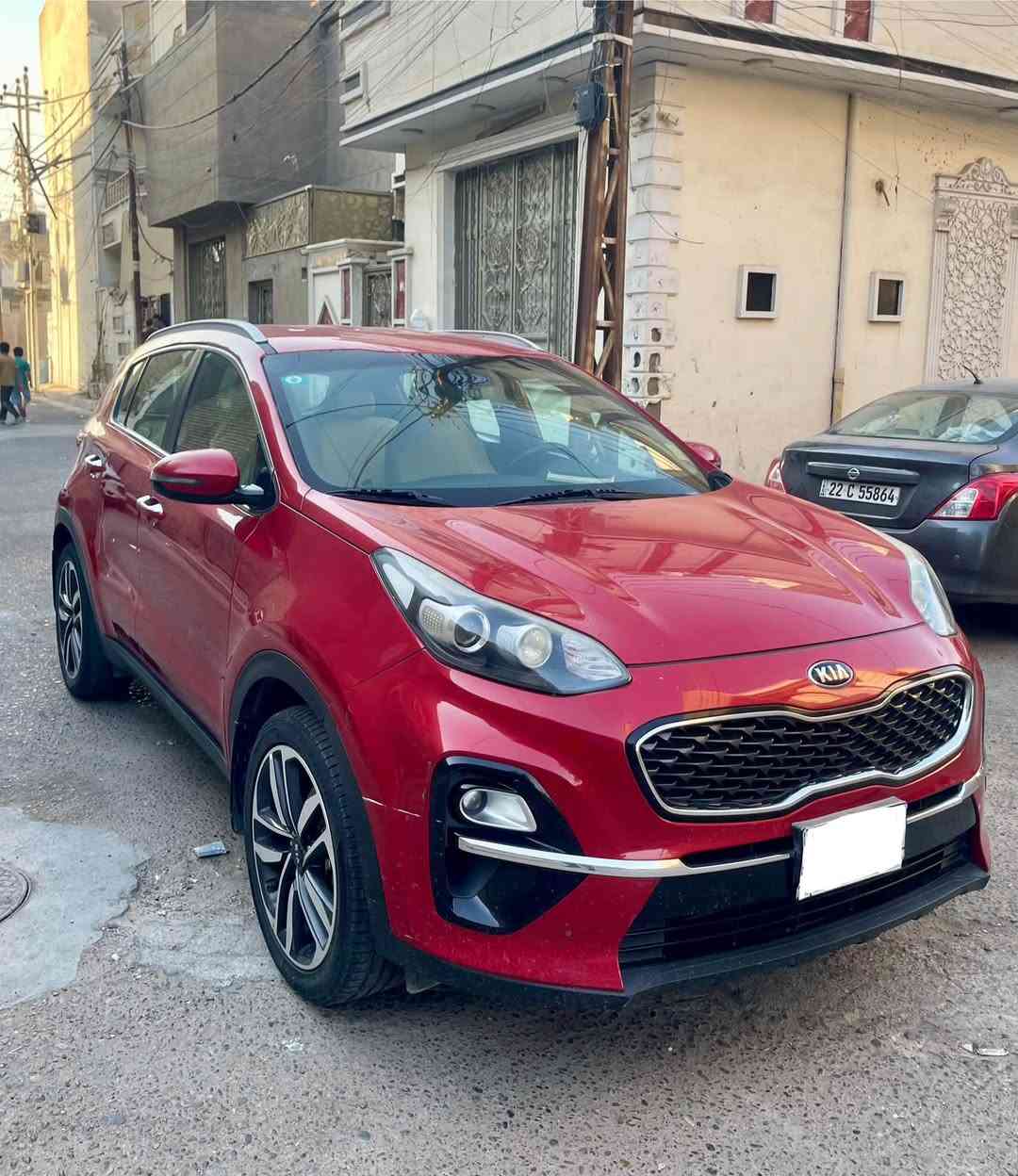 السلام عليكم سبورتج 2020 السعر 177 ورقه
سبورتج للبيع رقم بغداد خليجيه كفاله عامه من الصبغ والمعجون بيهه فقط بارد بمكانين وخفيفات جدا 

1️⃣السياره ماشيه 88الف كيلو 
موصفات السياره امرايات شفط كشن جلد لونين حساس امامي خلفي قطعتين تبريد شاشه كبيره ثلاث انظمه قياده مكينه 2000دوش السياره رقمهه بغداد سياره كلش نظيفه 
***********
