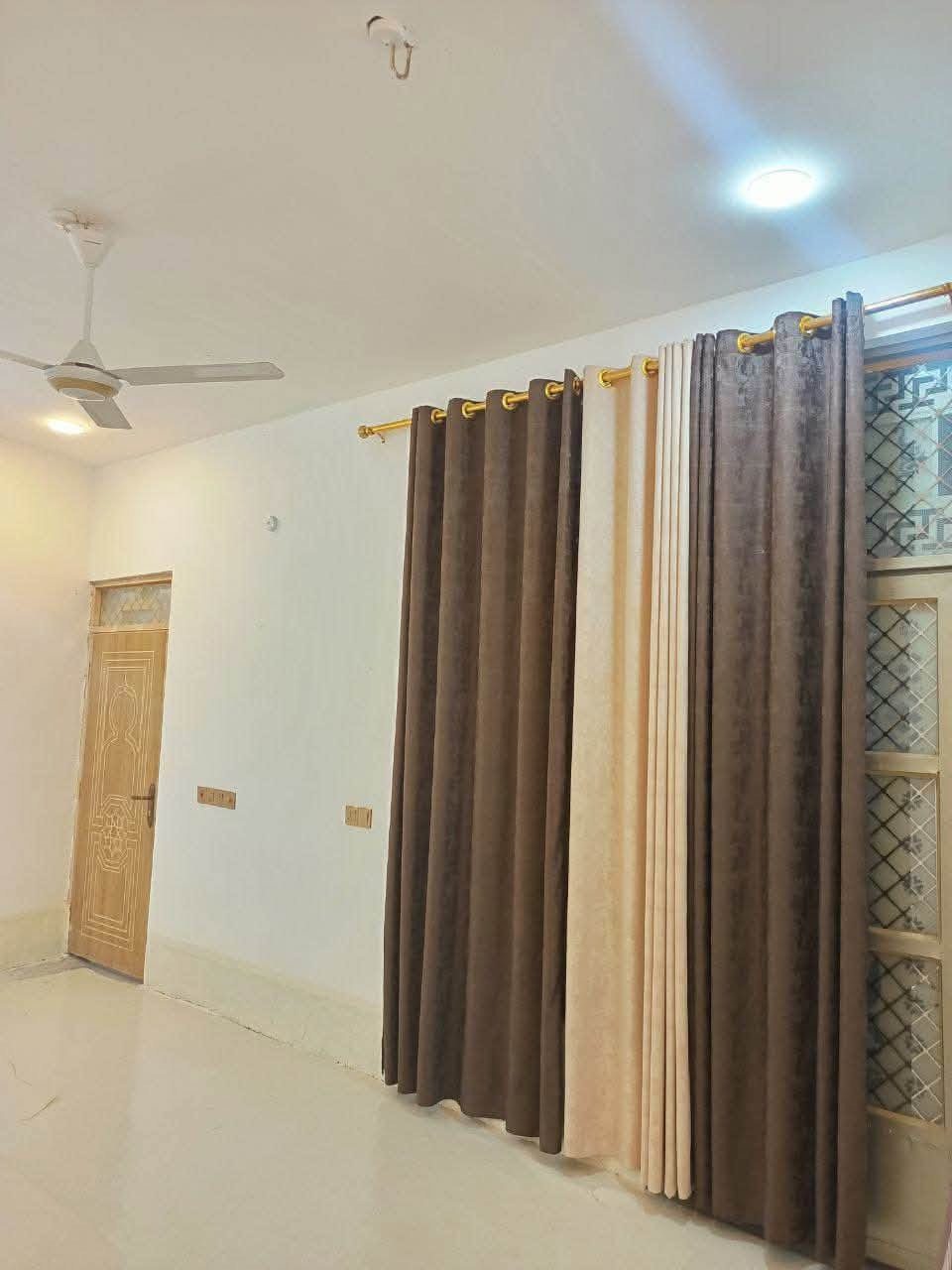 🏠 للبيع بيت في موقع مميز – قرب مجمع الرحاب

📍 الموقع: قرب مجمع الرحاب، مقابيل شارع 40
📐 المساحة: 125 م²
📏 الواجهة: 12 متر
📏 النزال: 10 متر
📜 الملكية: زراعي

🏡 يتكون من:
• غرفة نوم
• صالة
• استقبال
• مطبخ
• صحيات
• حمام

💰 السعر: 47 مليون وبي مجال بسيط

📞 للاستفسار والاتصال: ***********
📱 كورك / واتساب: ***********
